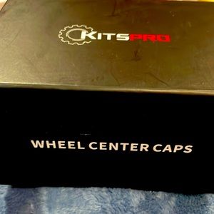 Wheel caps